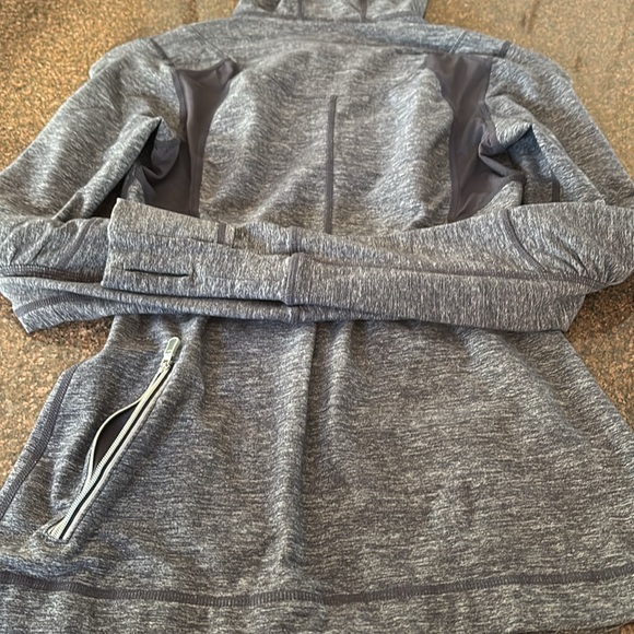 LULULEMON LADIESS GRAY HALF ZIP VENTED HOODIE THUMB HOLES SHIRT-4 - Picture 13 of 14